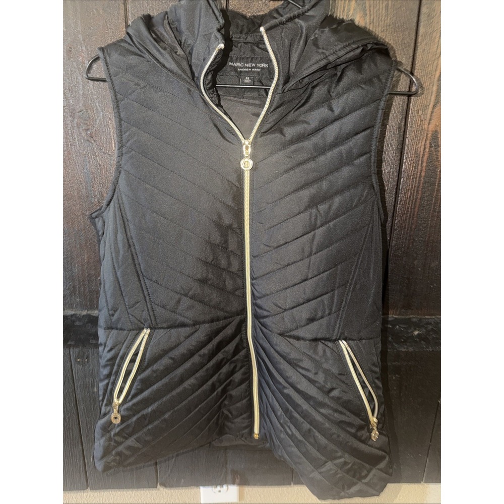 marc new york andrew marc Vest Women's Size Petite Small Black Hood Quilted S